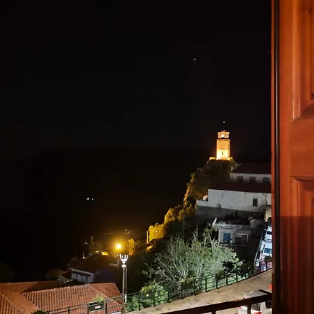 Apartmán Overlooking The Clock Rock *